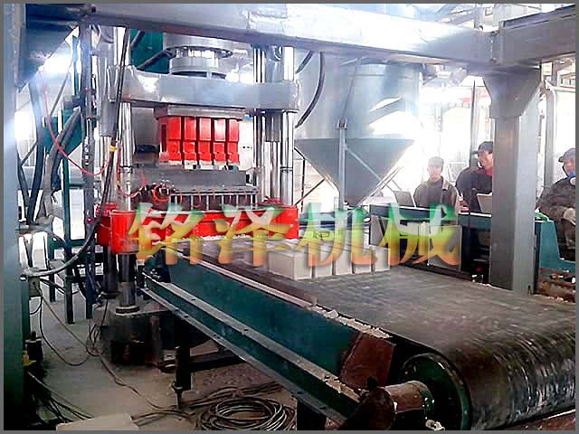 燒結剛玉磚生產線